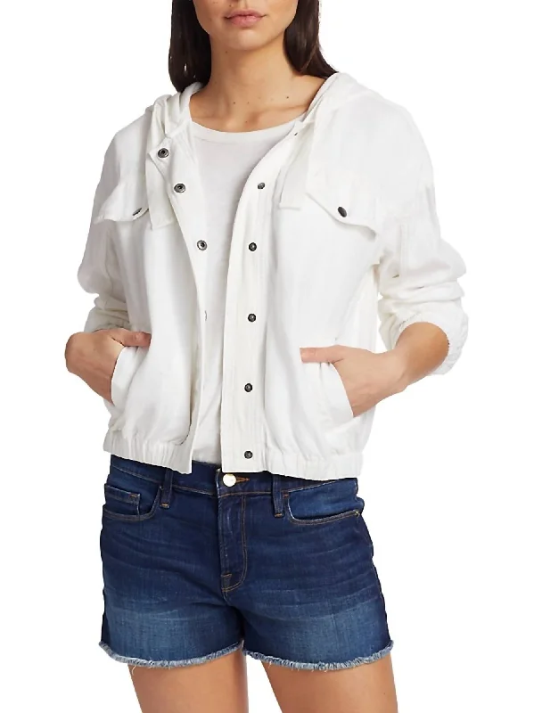 Camila Jacket In White