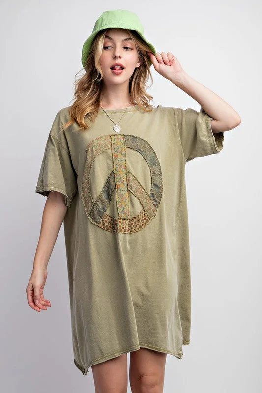 Plus  Size Easel PEACE PATCH WASHED COTTON JERSEY TUNIC DRESS by Easel