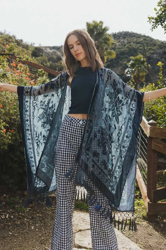 Velvet Mesh Tapestry Tassel Kimono